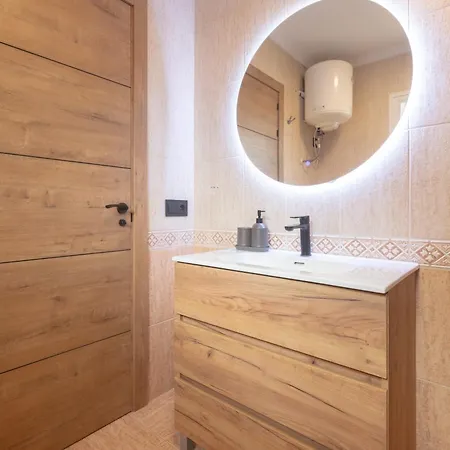 Ferienhaus Privada Con Barbacoa Y Patio Cerca De La Playa